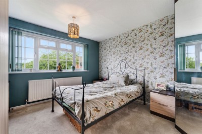 Images for Trent Close, Bramhall, SK7 EAID:2458577900 BID:cc3b723c-d9b3-4363-98e9-f3a7b04b7bc7