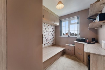 Images for Trent Close, Bramhall, SK7 EAID:2458577900 BID:cc3b723c-d9b3-4363-98e9-f3a7b04b7bc7