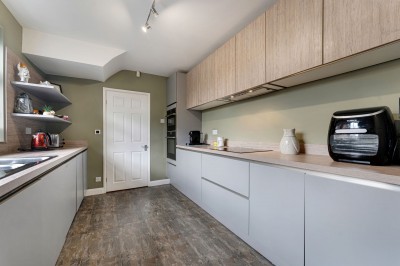 Images for Trent Close, Bramhall, SK7 EAID:2458577900 BID:cc3b723c-d9b3-4363-98e9-f3a7b04b7bc7