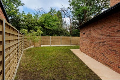 Images for Carlton Avenue, Bramhall EAID:mosleyjaapi BID:1