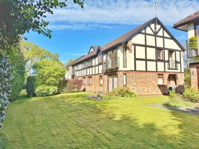 Images for Glenbourne Park, Bramhall EAID:mosleyjaapi BID:1