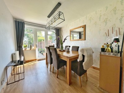 Images for Meadway, Bramhall EAID:mosleyjaapi BID:1
