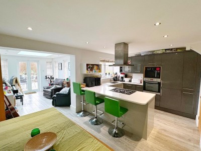 Images for Sunningdale Drive, Bramhall EAID:mosleyjaapi BID:1