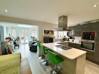 Images for Sunningdale Drive, Bramhall EAID:mosleyjaapi BID:1