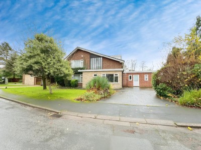 Images for Moss Bank, Bramhall EAID:mosleyjaapi BID:1