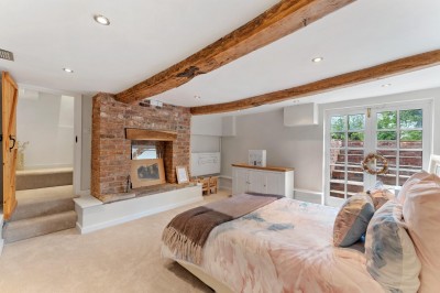 Images for Adlington Road, Wilmslow EAID:mosleyjaapi BID:2