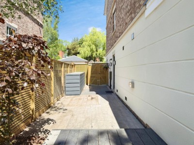 Images for Holland Park, Bramhall EAID:mosleyjaapi BID:1