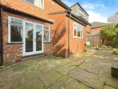 Images for Hulme Hall Crescent, Cheadle Hulme EAID:mosleyjaapi BID:1