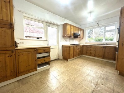 Images for Hulme Hall Crescent, Cheadle Hulme EAID:mosleyjaapi BID:1