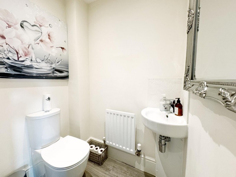 Images for Hangar Crescent, Woodford