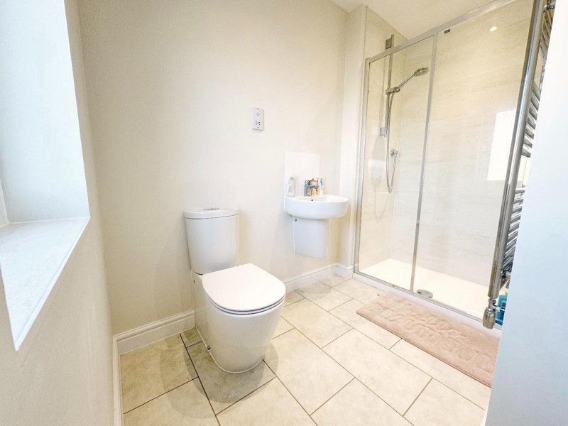 Images for Hangar Crescent, Woodford