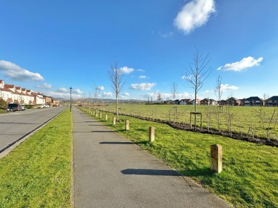 Images for Hangar Crescent, Woodford EAID:mosleyjaapi BID:1