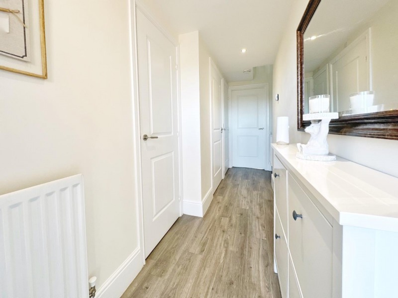 Images for Hangar Crescent, Woodford