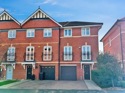 Images for Lawnhurst Close, Cheadle Hulme EAID:mosleyjaapi BID:1