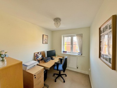 Images for Lawnhurst Close, Cheadle Hulme EAID:mosleyjaapi BID:1