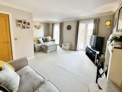 Images for Lawnhurst Close, Cheadle Hulme EAID:mosleyjaapi BID:1