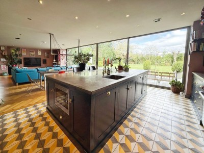 Images for Ladythorn Crescent, Bramhall EAID:mosleyjaapi BID:1