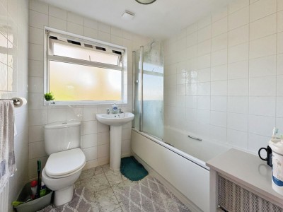 Images for Fountains Road, Cheadle Hulme EAID:mosleyjaapi BID:1