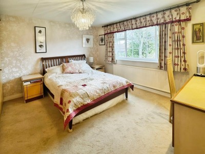 Images for Blenheim Close, Wilmslow EAID:mosleyjaapi BID:2