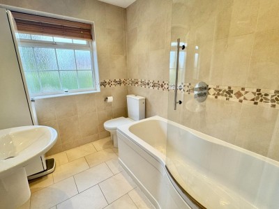 Images for Blenheim Close, Wilmslow EAID:mosleyjaapi BID:2