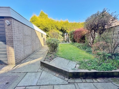 Images for Redford Drive, Bramhall EAID:mosleyjaapi BID:1