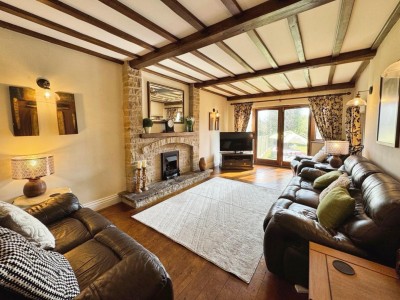 Images for Acre Lane, Cheadle Hulme EAID:mosleyjaapi BID:1