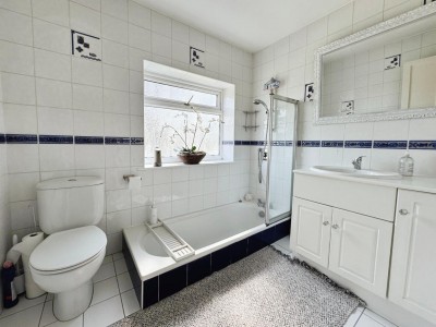 Images for Acre Lane, Cheadle Hulme EAID:mosleyjaapi BID:1