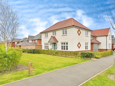 Images for Ringway Avenue, Woodford EAID:mosleyjaapi BID:1