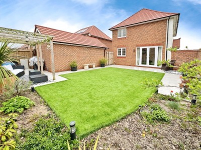 Images for Ringway Avenue, Woodford EAID:mosleyjaapi BID:1