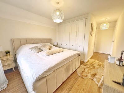 Images for Ringway Avenue, Woodford EAID:mosleyjaapi BID:1