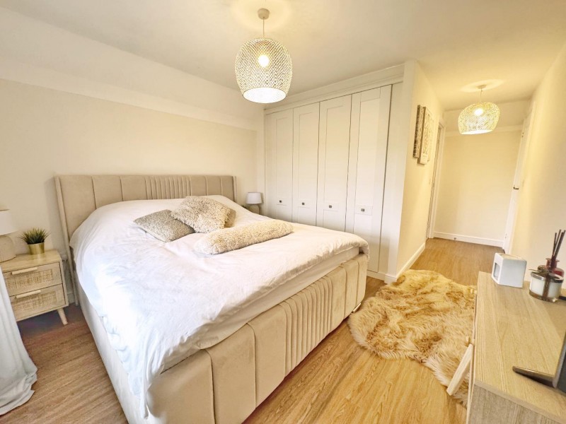 Images for Ringway Avenue, Woodford