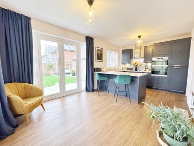 Images for Ringway Avenue, Woodford EAID:mosleyjaapi BID:1