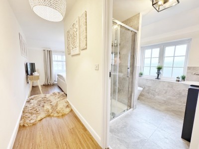 Images for Ringway Avenue, Woodford EAID:mosleyjaapi BID:1