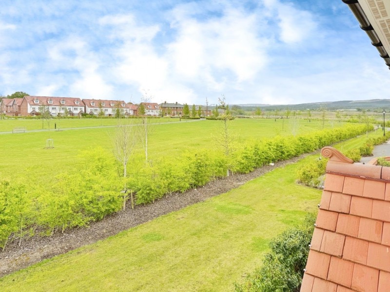 Images for Ringway Avenue, Woodford