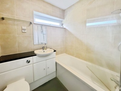 Images for Malvern Court, Ack Lane West, Cheadle Hulme EAID:mosleyjaapi BID:1
