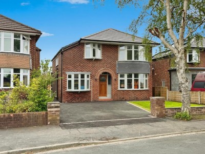 Images for Pine Road, Bramhall EAID:mosleyjaapi BID:1