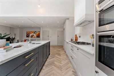 Images for Pine Road, Bramhall EAID:mosleyjaapi BID:1