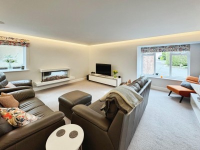 Images for Bridle Road, Woodford EAID:mosleyjaapi BID:1