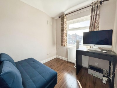 Images for Canberra Road, Bramhall EAID:mosleyjaapi BID:1