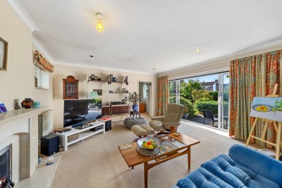 Images for Cobbetts Way, Wilmslow EAID:mosleyjaapi BID:2