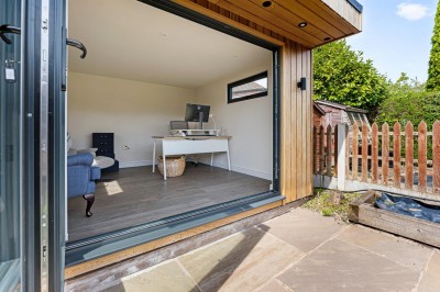 Images for Heyes Lane, Alderley Edge EAID:mosleyjaapi BID:2