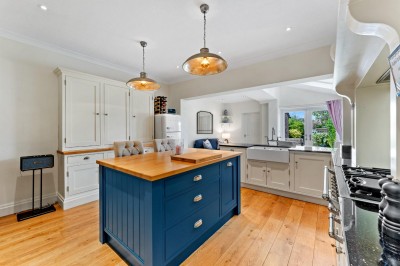 Images for Heyes Lane, Alderley Edge EAID:mosleyjaapi BID:2