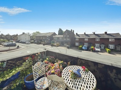 Images for Lindow Parade, Wilmslow EAID:mosleyjaapi BID:2