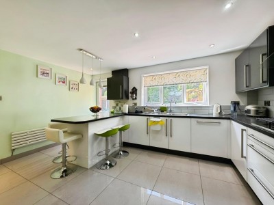 Images for Moran Close, Wilmslow EAID:mosleyjaapi BID:2