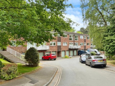 Images for Warren Close, Bramhall EAID:mosleyjaapi BID:1