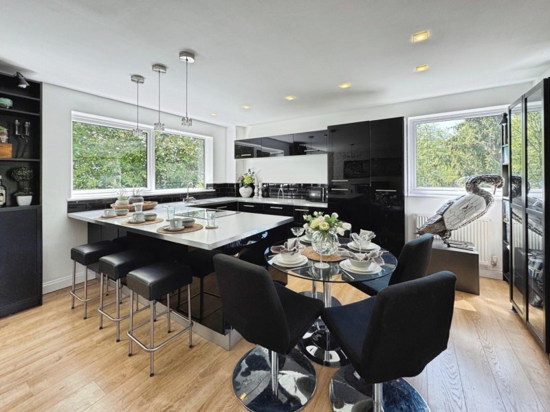 Images for Warren Close, Bramhall