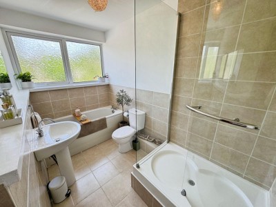 Images for Warren Close, Bramhall EAID:mosleyjaapi BID:1