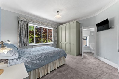 Images for Carrwood Avenue, Bramhall EAID:mosleyjaapi BID:1