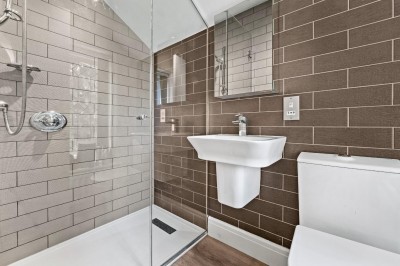 Images for Carrwood Avenue, Bramhall EAID:mosleyjaapi BID:1
