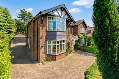 Images for Carrwood Avenue, Bramhall EAID:mosleyjaapi BID:1